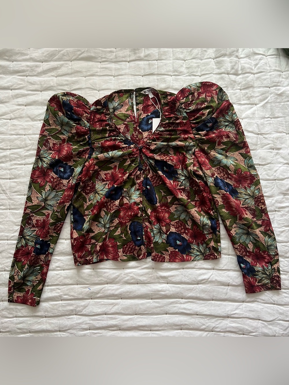 Walter Baker Floral Blouse size L NWT